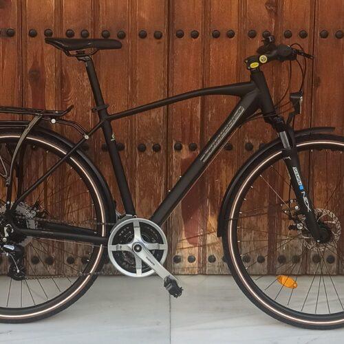 Bicicleta Treckking Scrapper negra L